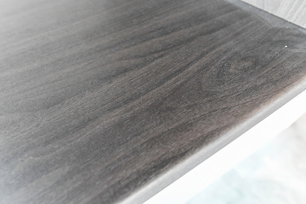 Häcker Modern Glossy White Kitchen with Island and Black Quartz Countertop