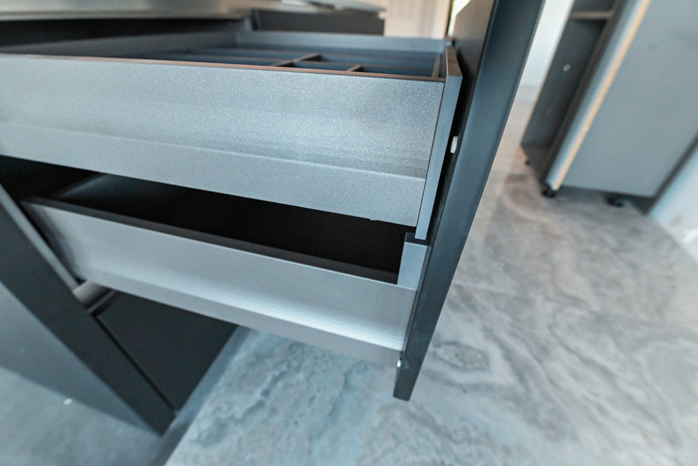Häcker Modern Matte Black Island with Storage
