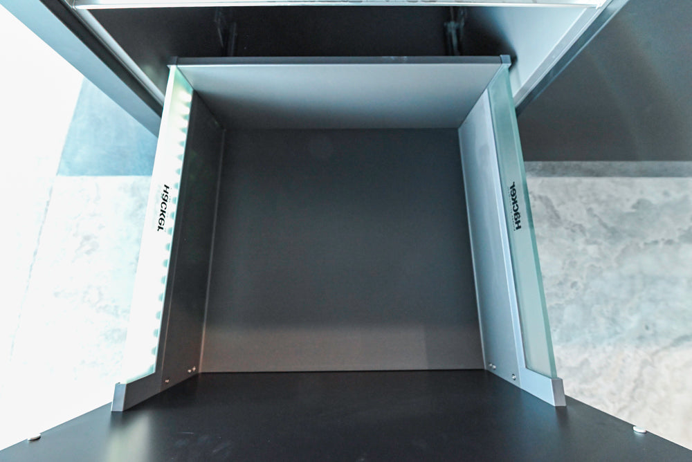 Häcker Modern Matte Black Island with Storage