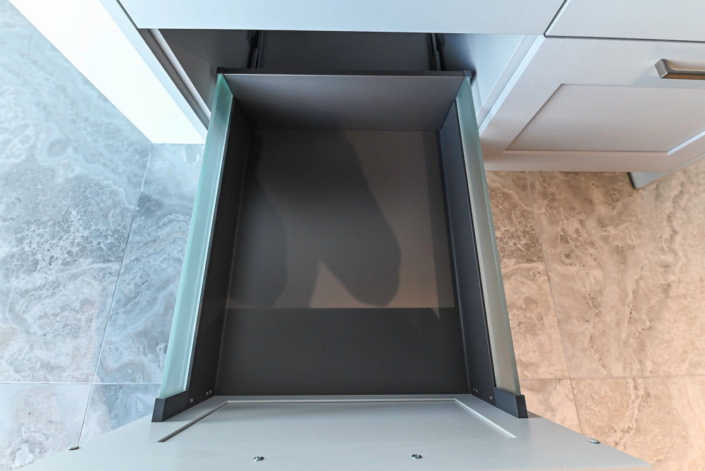 Häcker Transitional Light Grey Kitchen with Dark Grey Island and White Quartz Countertops