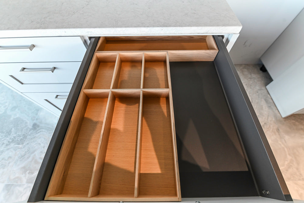 Häcker Transitional Light Grey Kitchen with Dark Grey Island and White Quartz Countertops