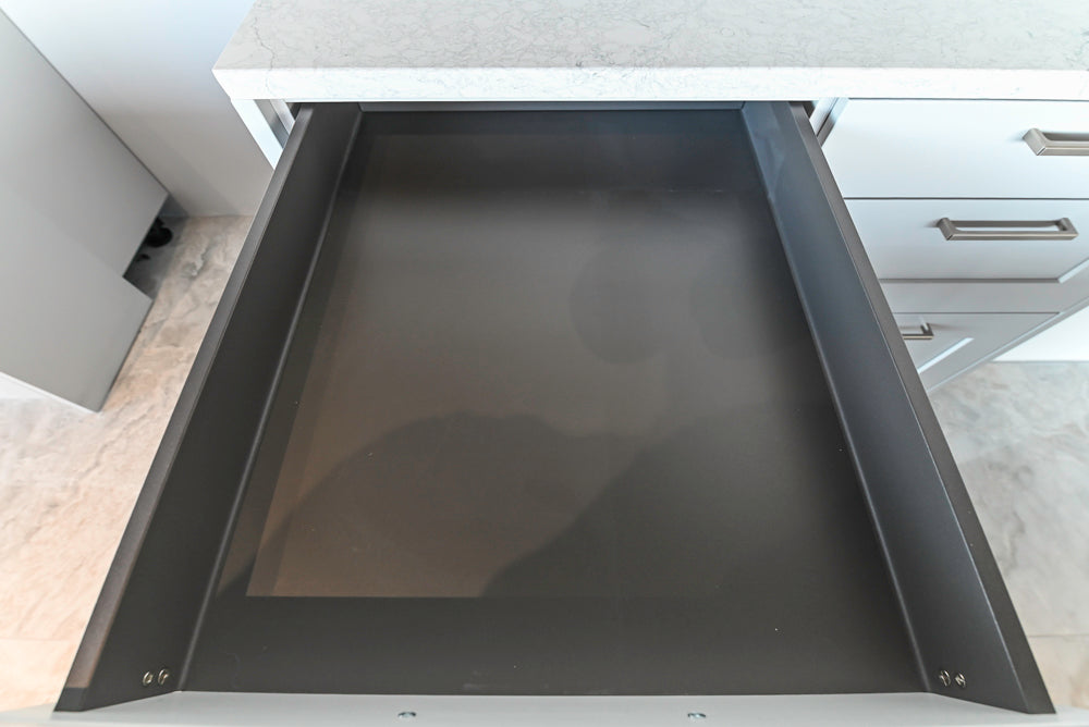 Häcker Transitional Light Grey Kitchen with Dark Grey Island and White Quartz Countertops