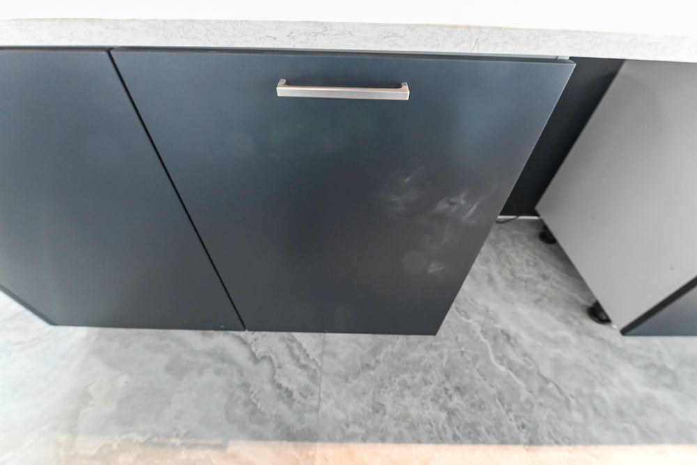 Häcker Transitional Light Grey Kitchen with Dark Grey Island and White Quartz Countertops