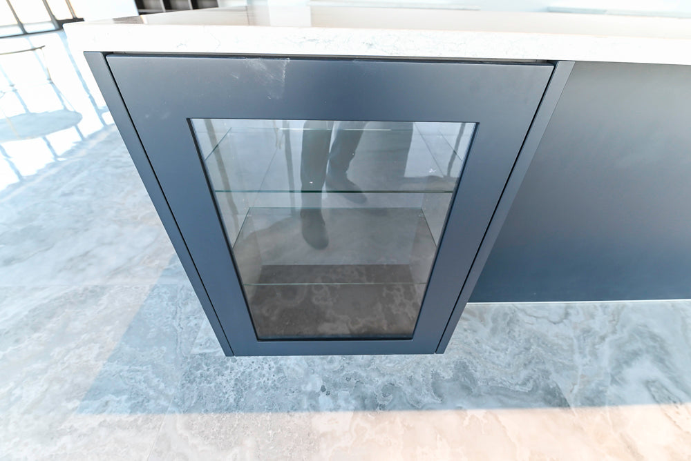 Häcker Transitional Light Grey Kitchen with Dark Grey Island and White Quartz Countertops