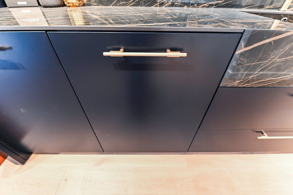 Composit Modern Two Toned Butler's Pantry with Quartz Countertop and Sink