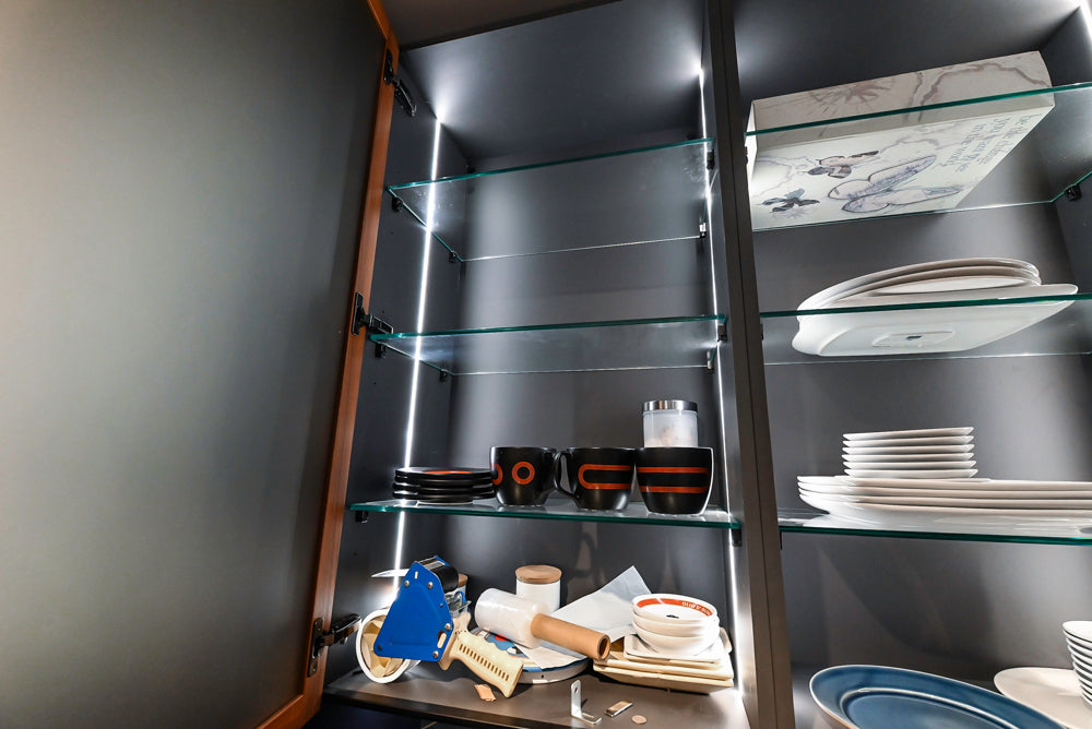 Composit Modern Two Toned Butler's Pantry with Quartz Countertop and Sink