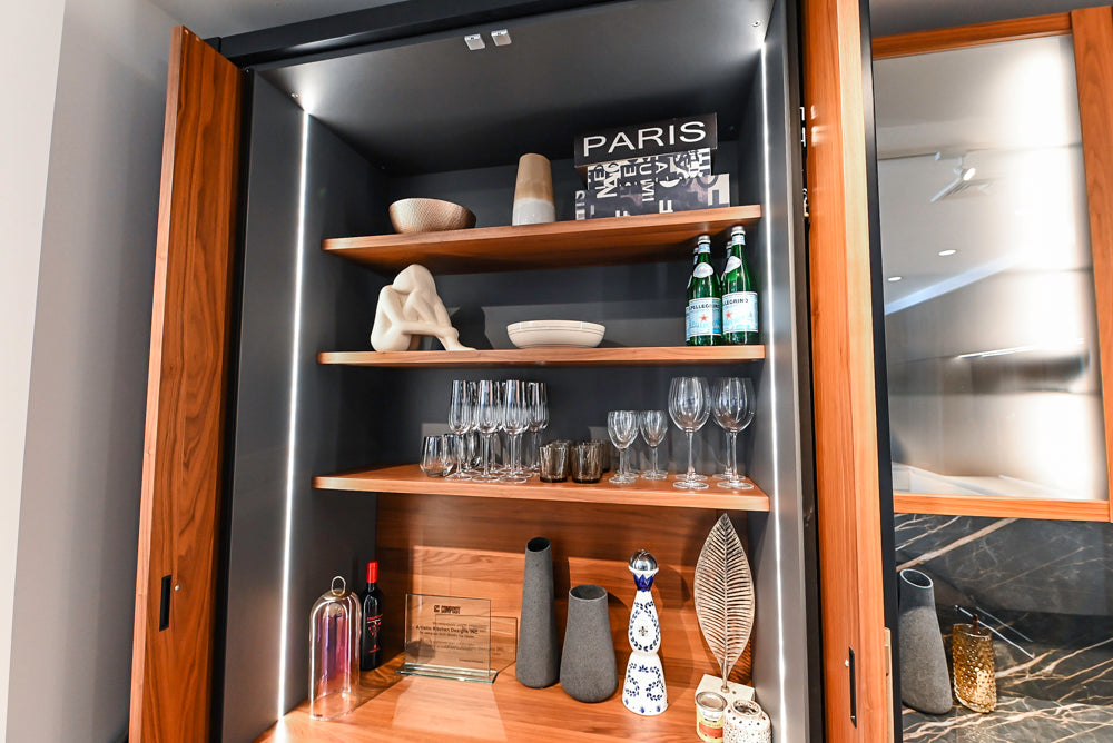 Composit Modern Two Toned Butler's Pantry with Quartz Countertop and Sink