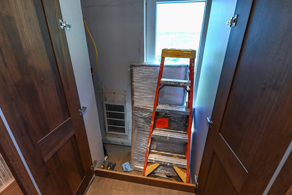 DOCA Modern Brown & White Kitchen with Neolith Island and Countertops