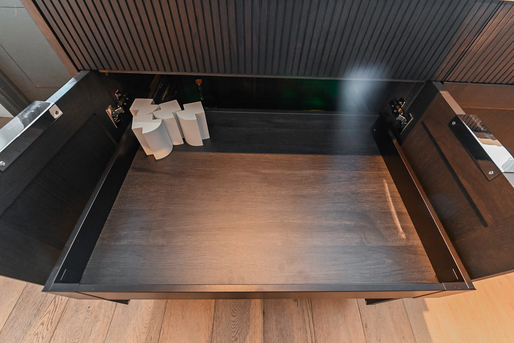 DOCA Modern Classic Brown Wood Veneer Kitchen Cabinets with Neolith Countertops