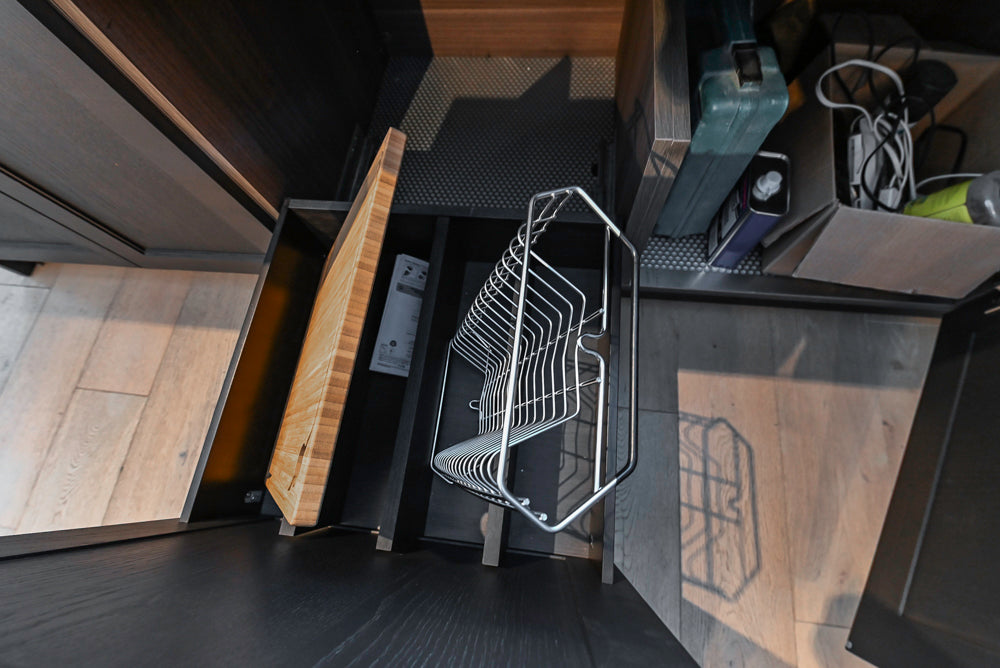 DOCA Modern Classic Brown Wood Veneer Kitchen Cabinets with Neolith Countertops