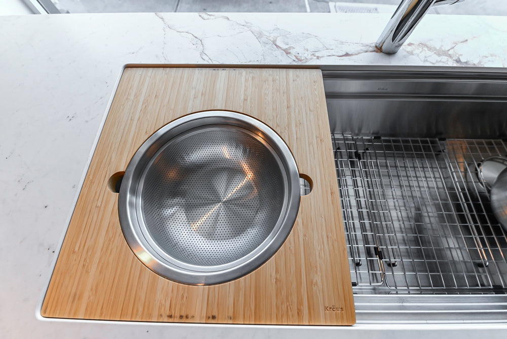 DOCA Modern Classic Brown Wood Veneer Kitchen Cabinets with Neolith Countertops