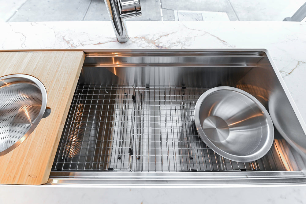 DOCA Modern Classic Brown Wood Veneer Kitchen Cabinets with Neolith Countertops