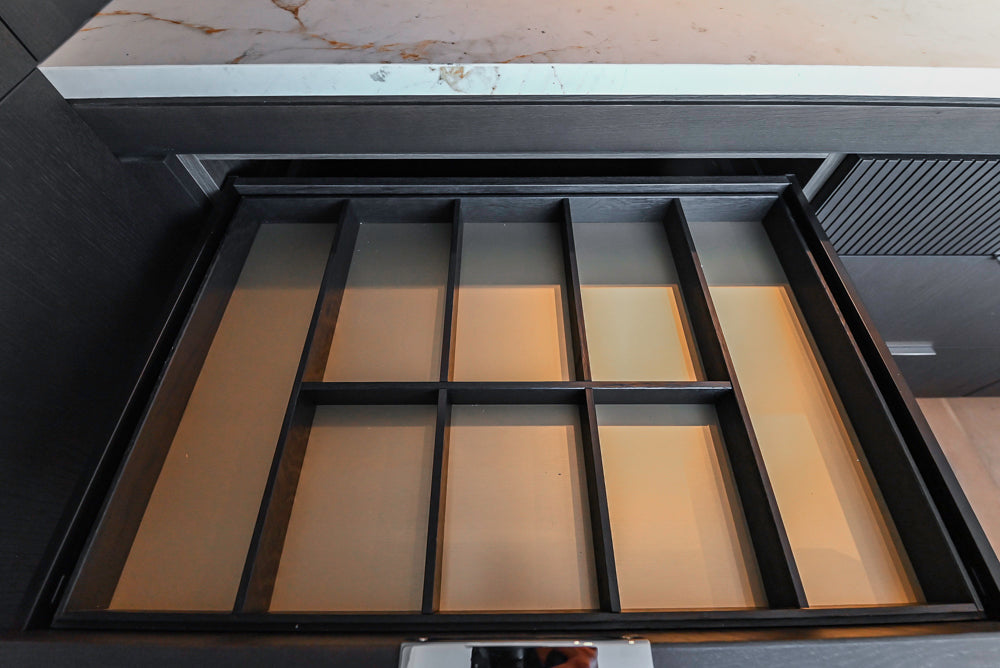 DOCA Modern Classic Brown Wood Veneer Kitchen Cabinets with Neolith Countertops