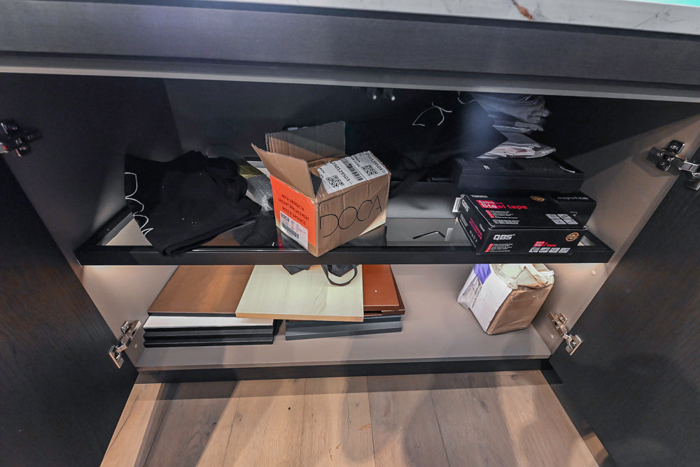 DOCA Modern Classic Brown Wood Veneer Kitchen Cabinets with Neolith Countertops