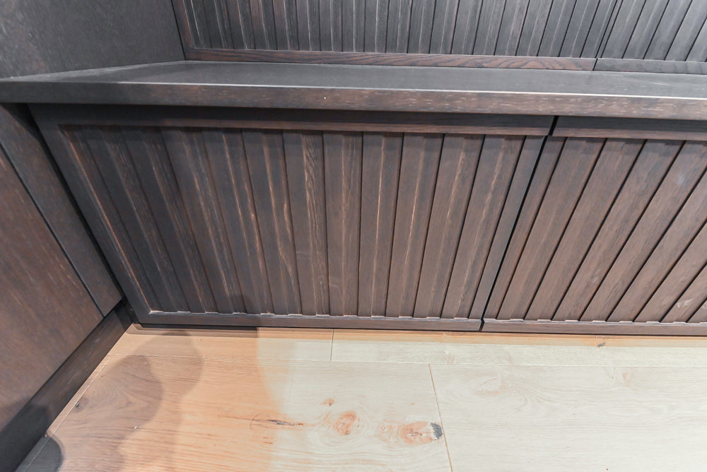 DOCA Modern Classic Brown Wood Veneer Kitchen Cabinets with Neolith Countertops