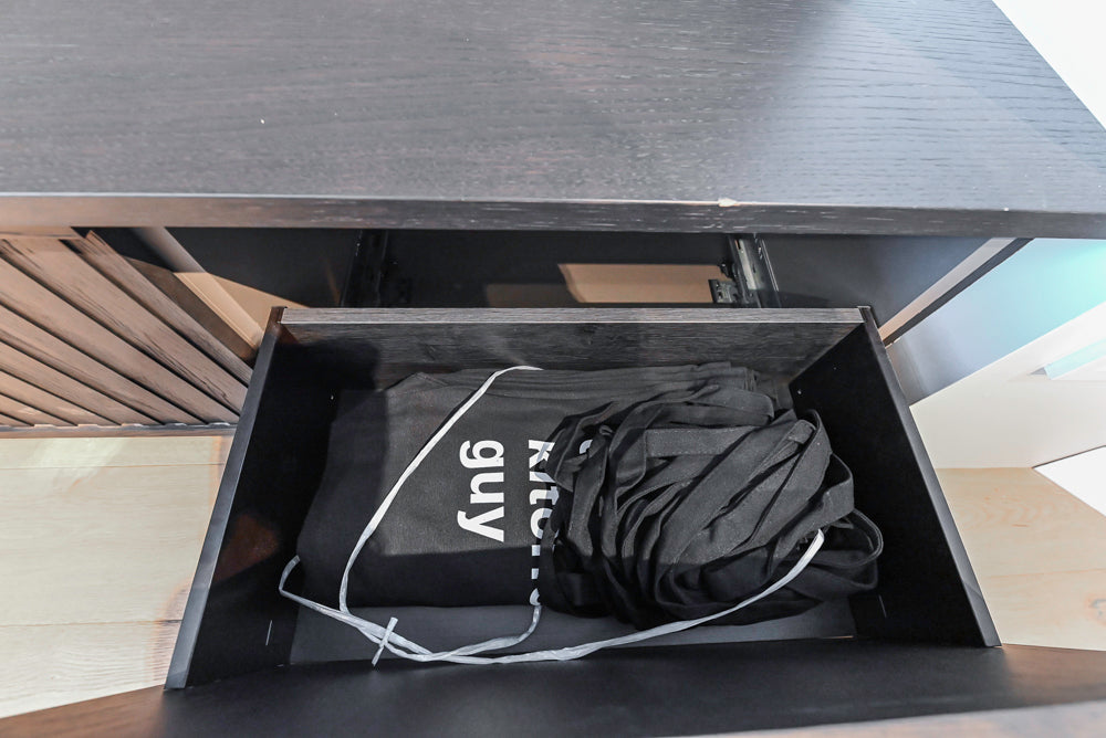 DOCA Modern Classic Brown Wood Veneer Kitchen Cabinets with Neolith Countertops