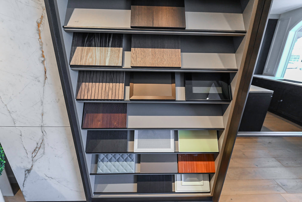 DOCA Modern Classic Brown Wood Veneer Kitchen Cabinets with Neolith Countertops