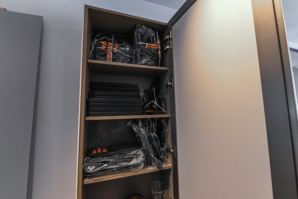 DOCA Modern Classic Brown Wood Veneer Kitchen Cabinets with Neolith Countertops