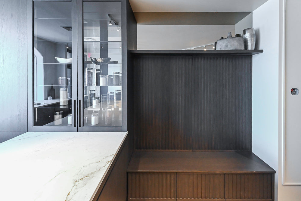 DOCA Modern Classic Brown Wood Veneer Kitchen Cabinets with Neolith Countertops