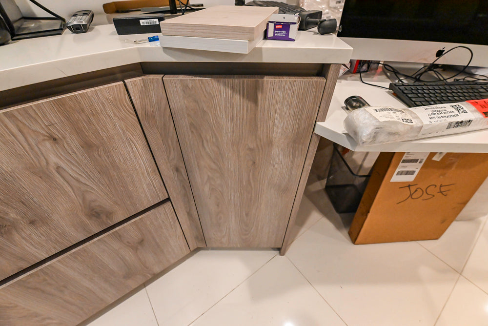 Aran Cucine Modern Built-In Desk System with White Oak Look Finish & Quartz Top