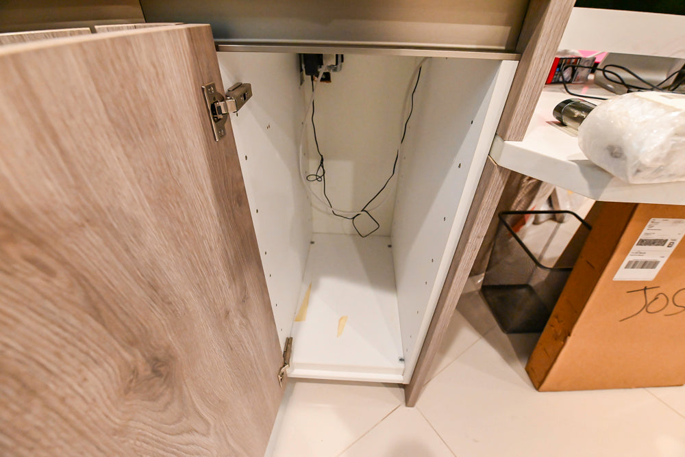 Aran Cucine Modern Built-In Desk System with White Oak Look Finish & Quartz Top