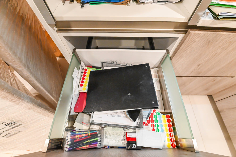 Aran Cucine Modern Built-In Desk System with White Oak Look Finish & Quartz Top