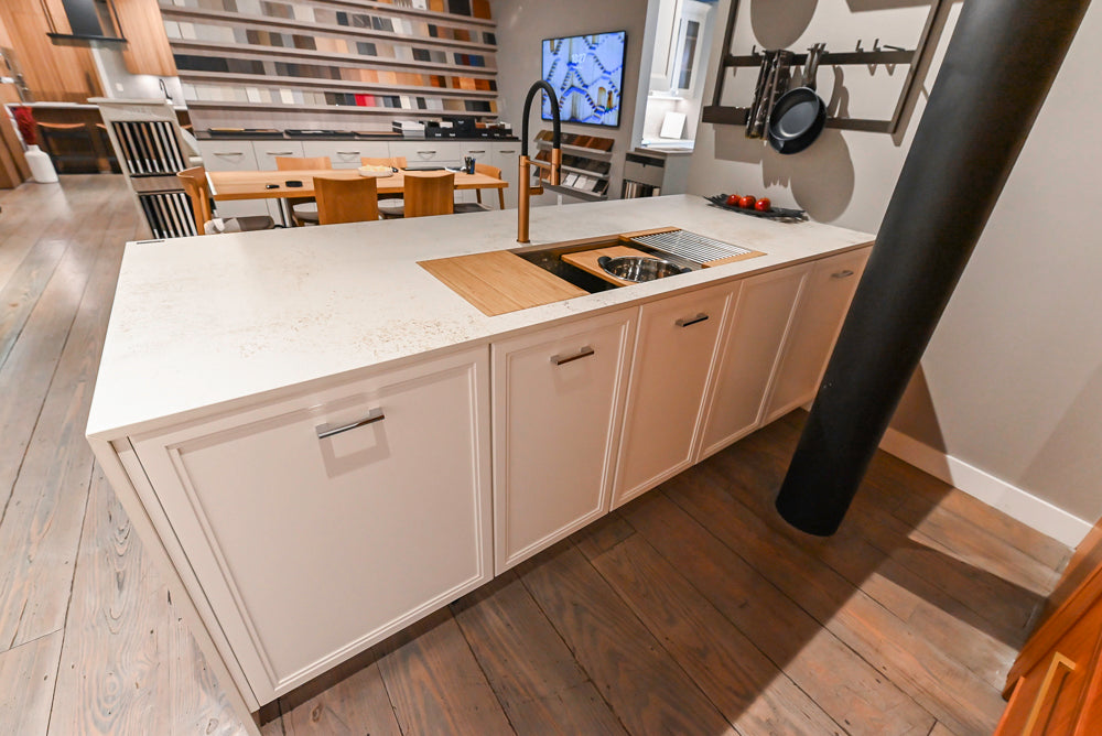 Aster Cucine Modern Two-Tone Kitchen with Dekton Countertops and Wolf Range