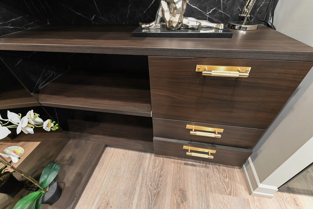 Muretti Modern Aluminum Framed Built-In Wardrobe Closet System