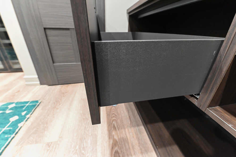 Muretti Modern Aluminum Framed Showroom Display Built-In Wardrobe Closet System