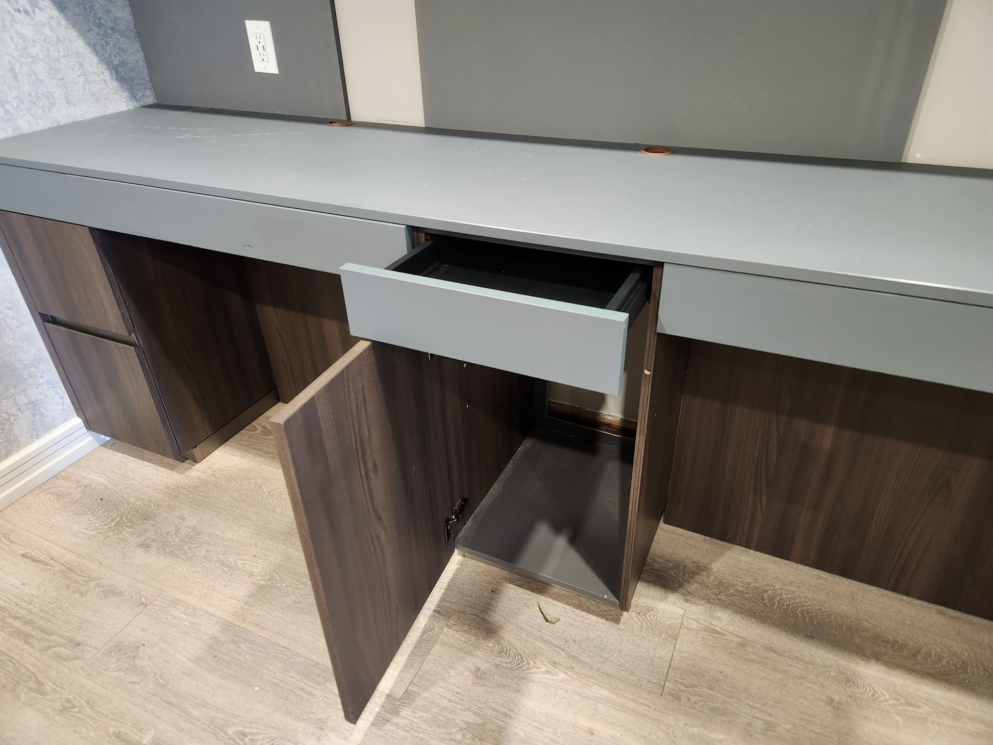 copatlife Modern Matte Grey and Dark Wood Veneer Built-In Two-Person Desk System with Storage