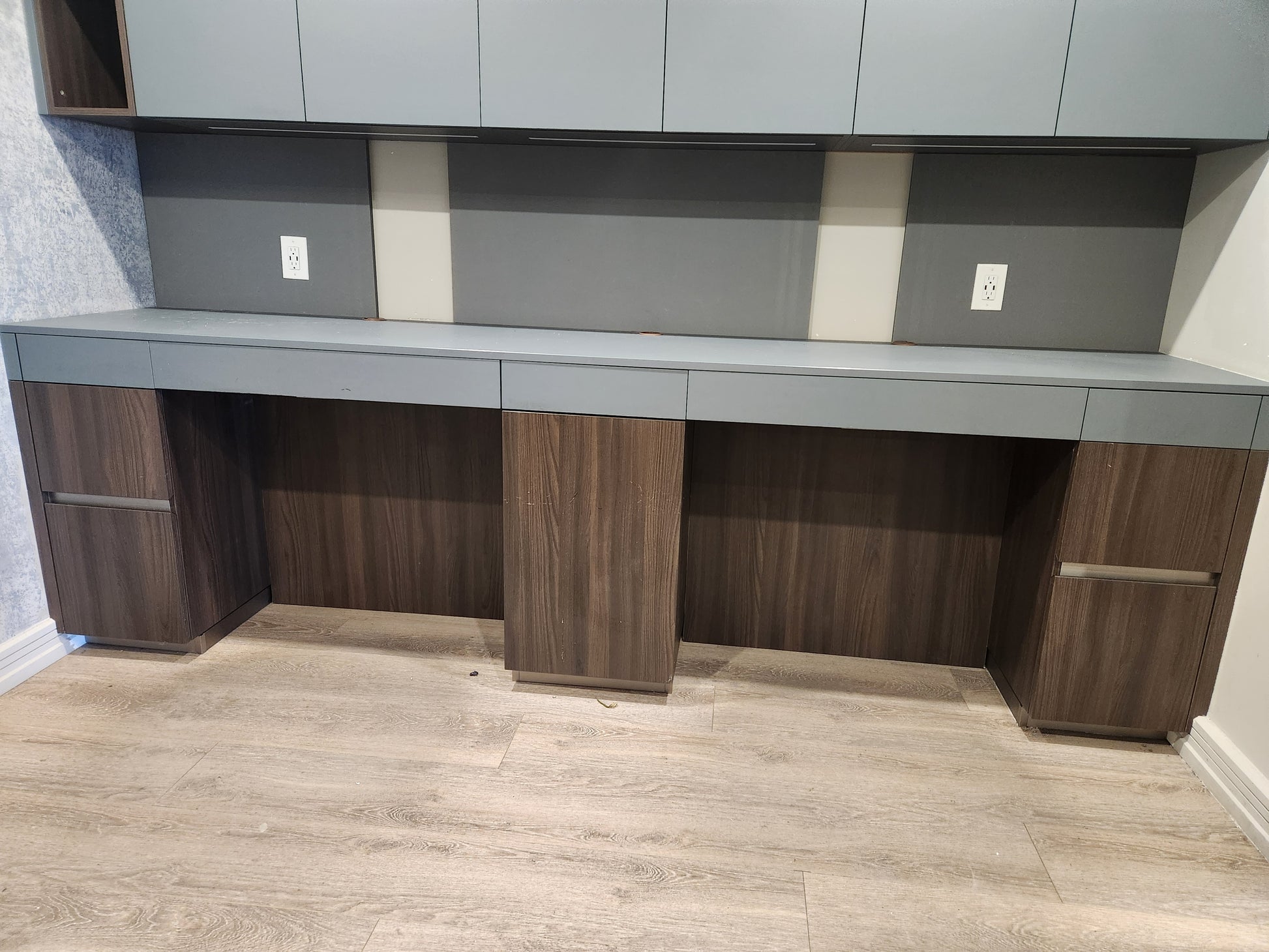 copatlife Modern Matte Grey and Dark Wood Veneer Built-In Two-Person Desk System with Storage