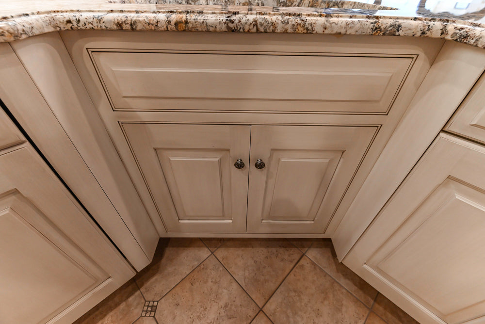 Signature Custom Traditional White Kitchen with Granite Countertops and Appliances