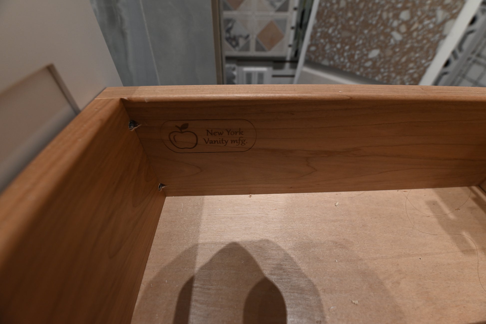 New York Vanity Mfg Transitional 24" White Wood Single Vanity Base