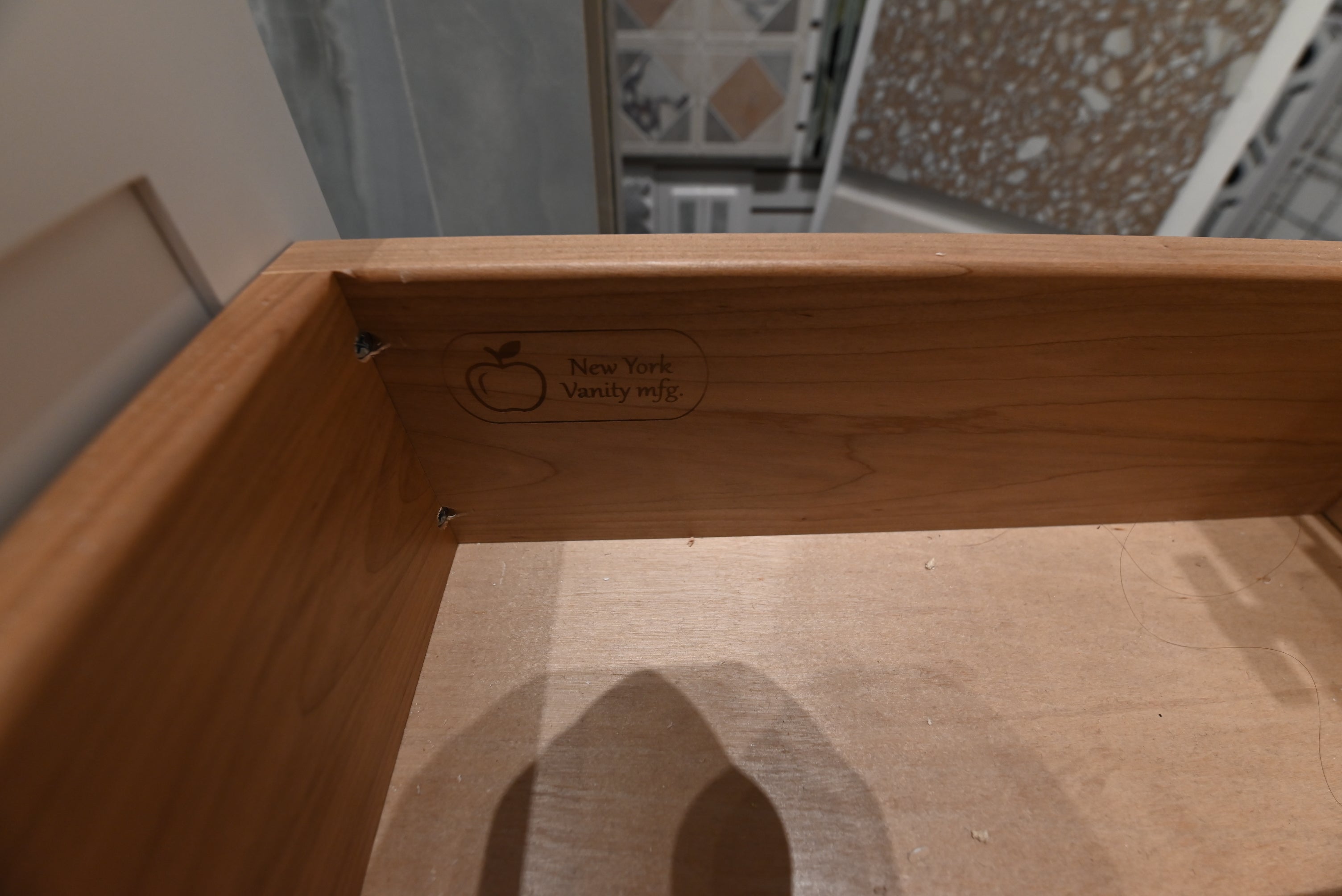 New York Vanity Mfg Transitional 24" White Wood Single Vanity Base