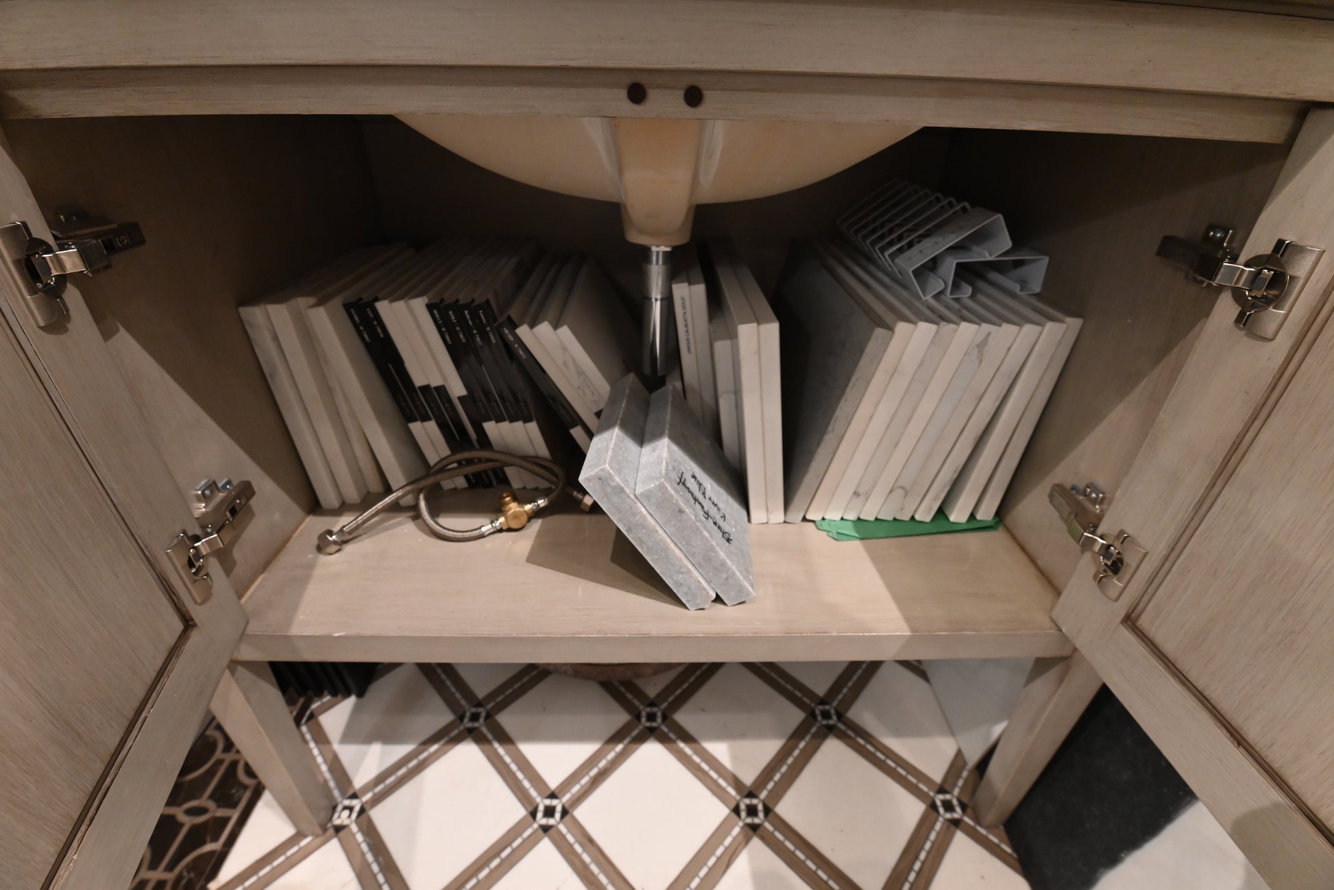 Showcase Traditional 37 1/2" Distressed Wood Single Vanity with Black Top, Sink and Faucet