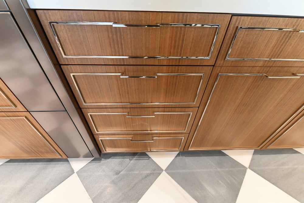 St. Charles Modern Eucalyptus and White Satin Sheen Kitchenette with La Cornue Flamberge Rotisserie