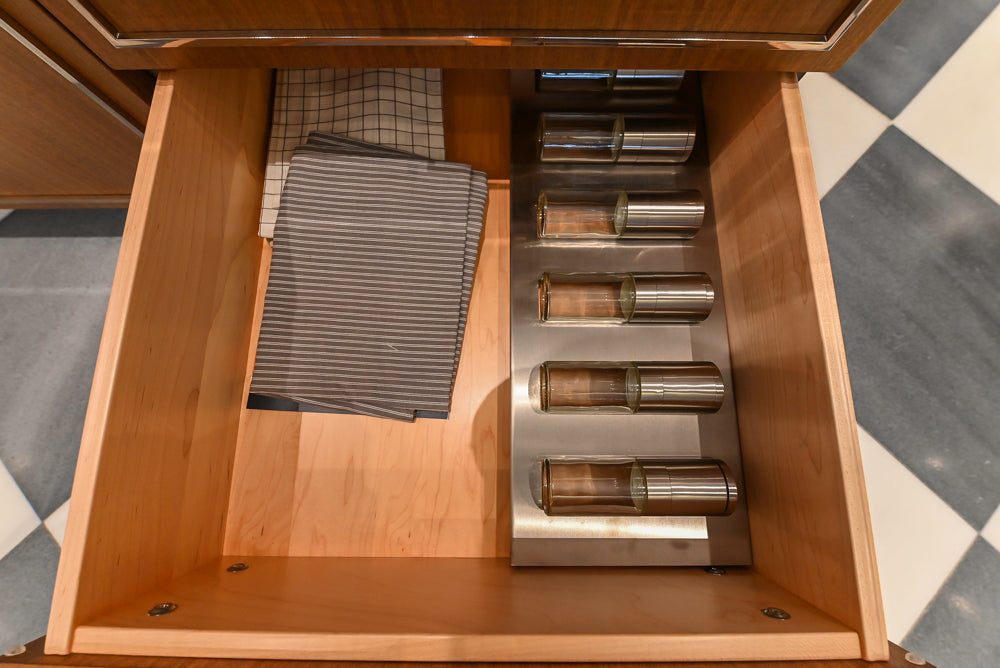 St. Charles Modern Eucalyptus and White Satin Sheen Kitchenette with La Cornue Flamberge Rotisserie