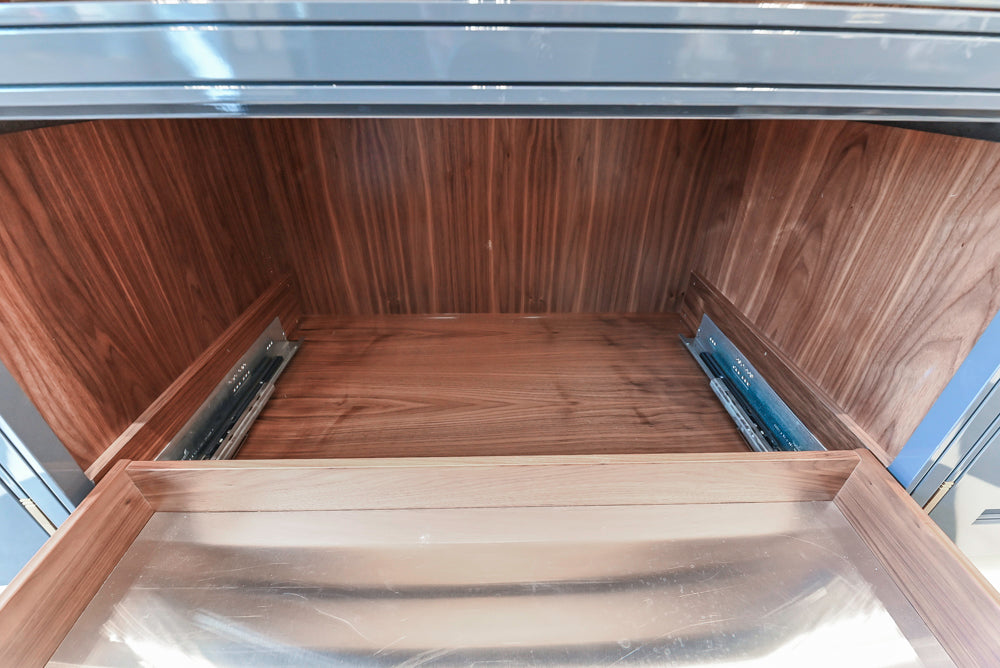 St. Charles Transitional Slate Gray Butler's Pantry Wall with Cristallo White Quartzite Countertops