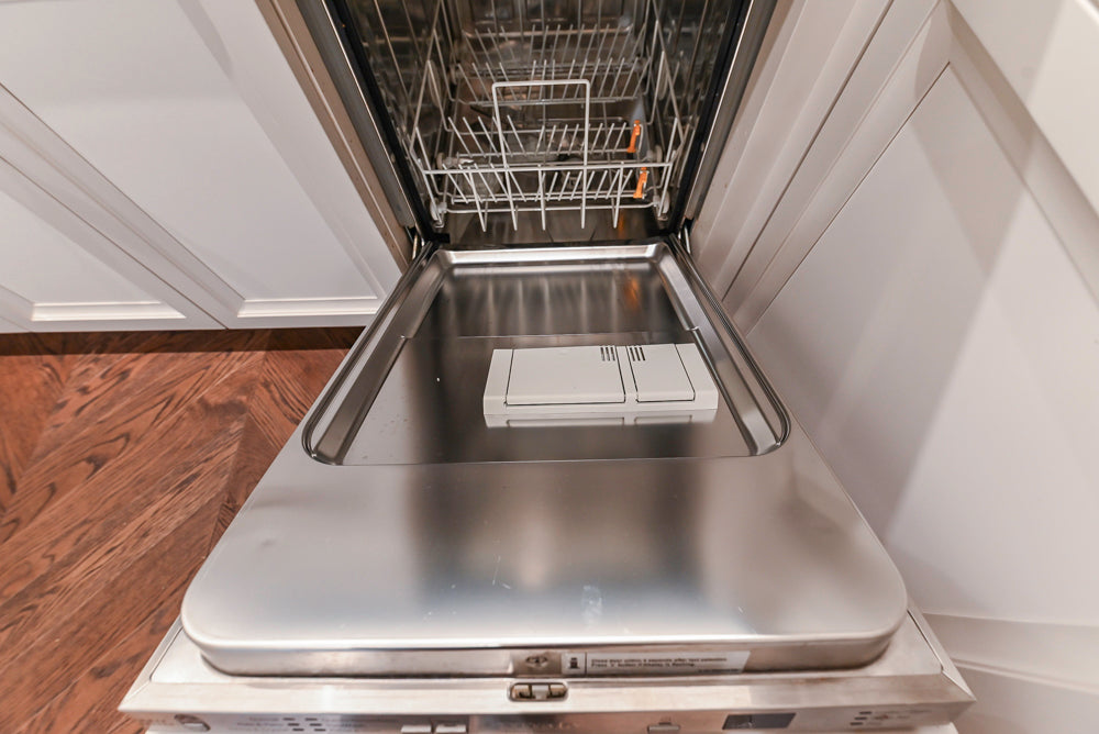 St. Charles Transitional Two-Tone White Butler's Pantry with Calcatta Marble Countertops