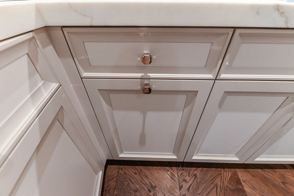 St. Charles Transitional Two-Tone White Butler's Pantry with Calcatta Marble Countertops