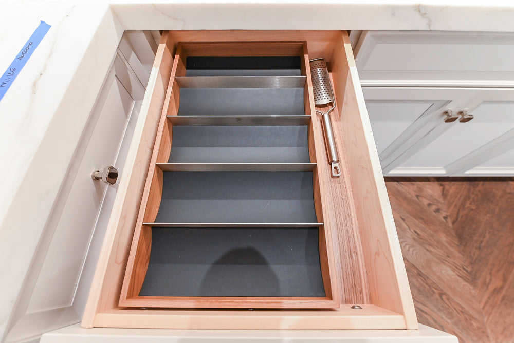 St. Charles Transitional Two-Tone White Butler's Pantry with Calcatta Marble Countertops