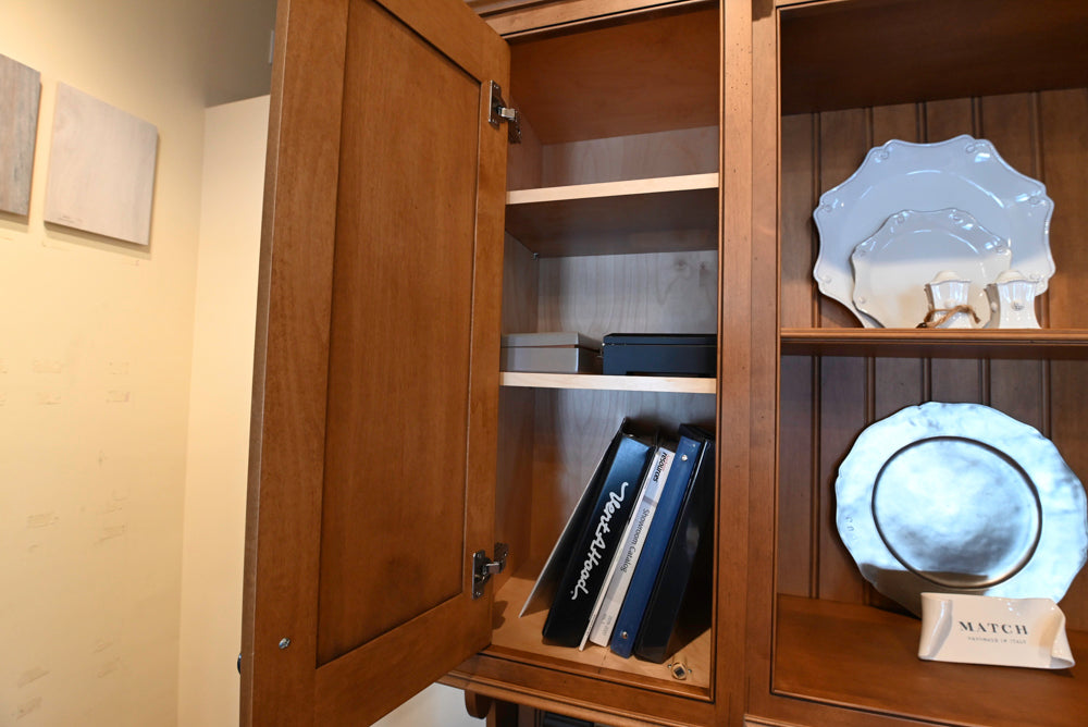 Quality Custom Traditional Freestanding Wooden Hutch