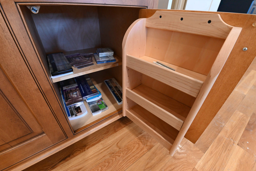 Quality Custom Traditional Freestanding Wooden Hutch