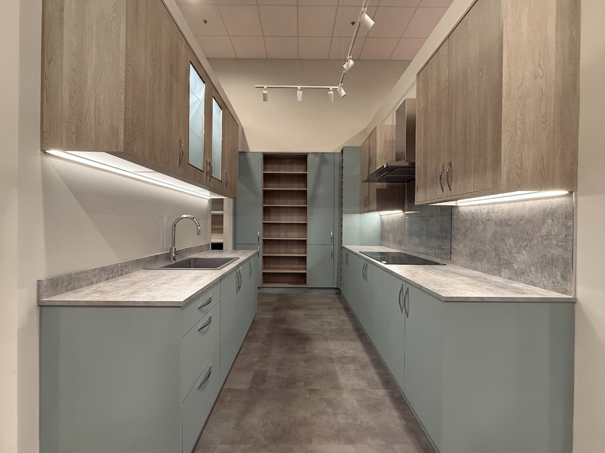 Wren Ultra Cloud Blue Gloss & Elements Limed Oak Matte Kitchen