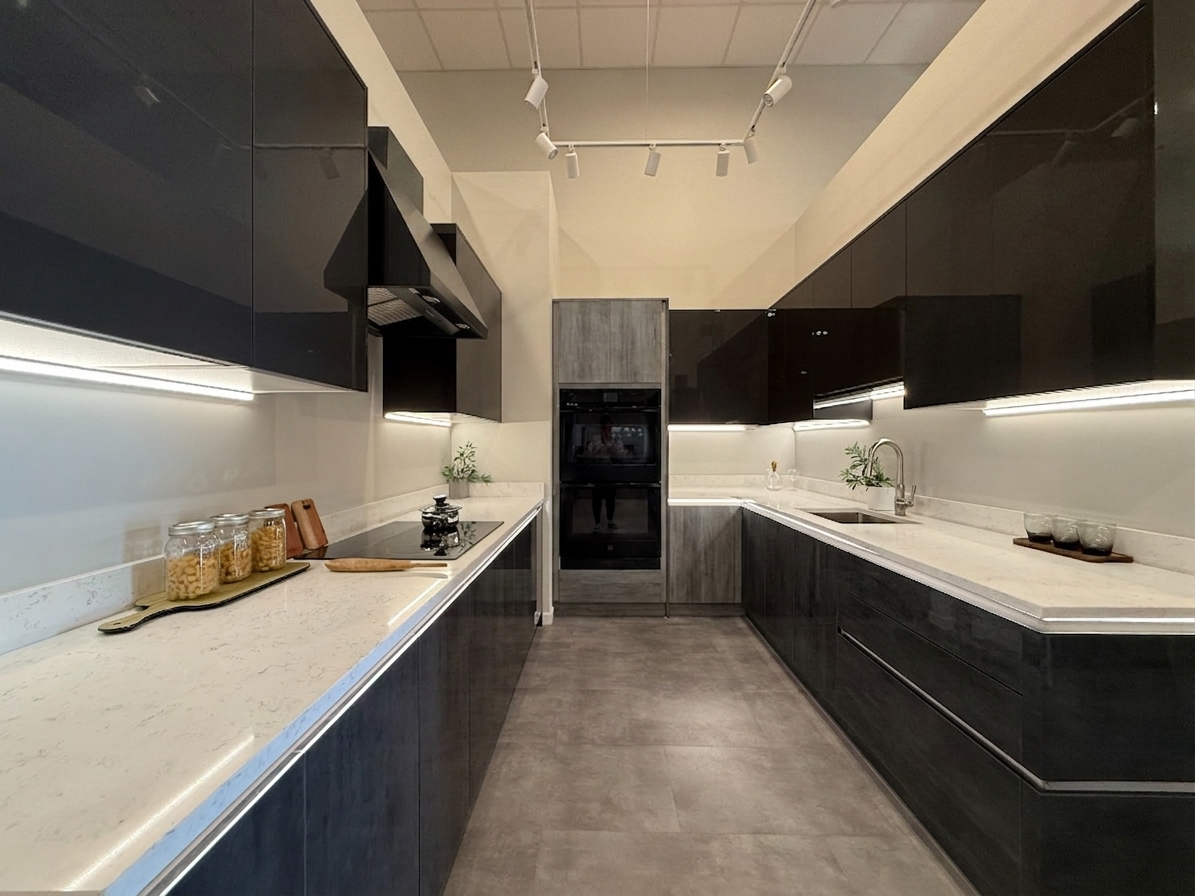 Wren Milano Elements Mettallic Slate Gloss & Ultra Pencil Gray Gloss Kitchen