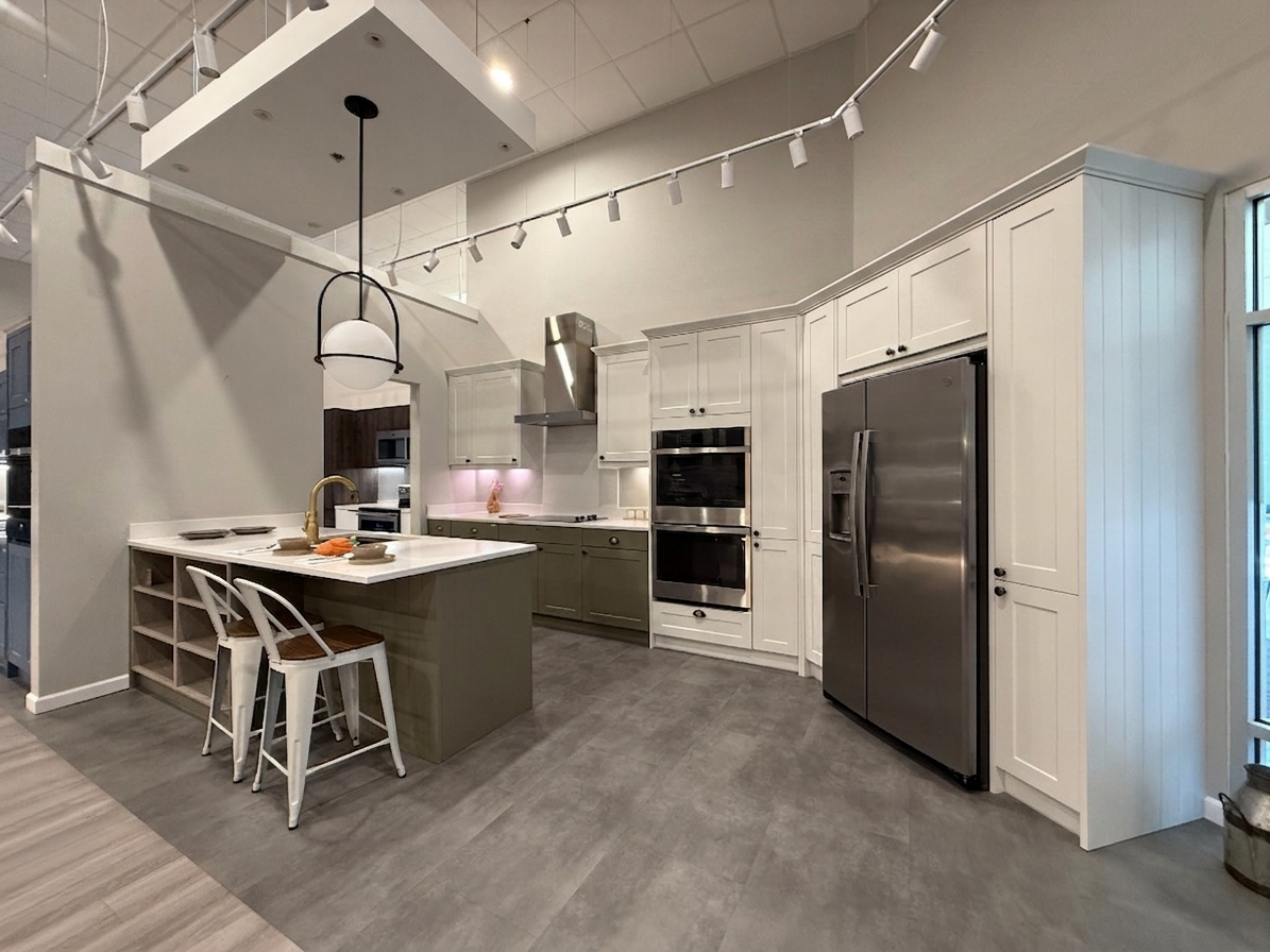 Wren Shaker Chelsea Juratek Olive Green & Ceramic Matte Kitchen