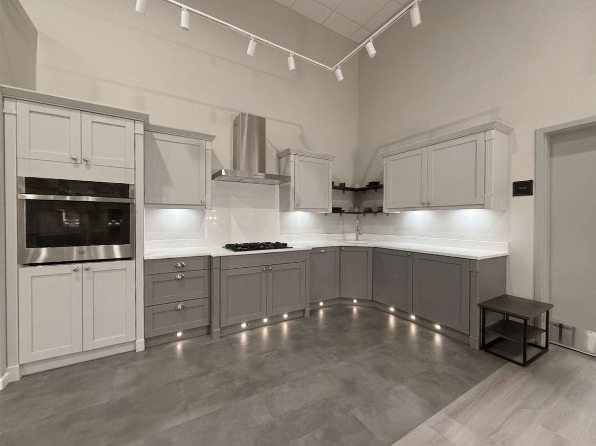 Wren Shaker Forest Classic Dust Gray & Shadow Grain Kitchen