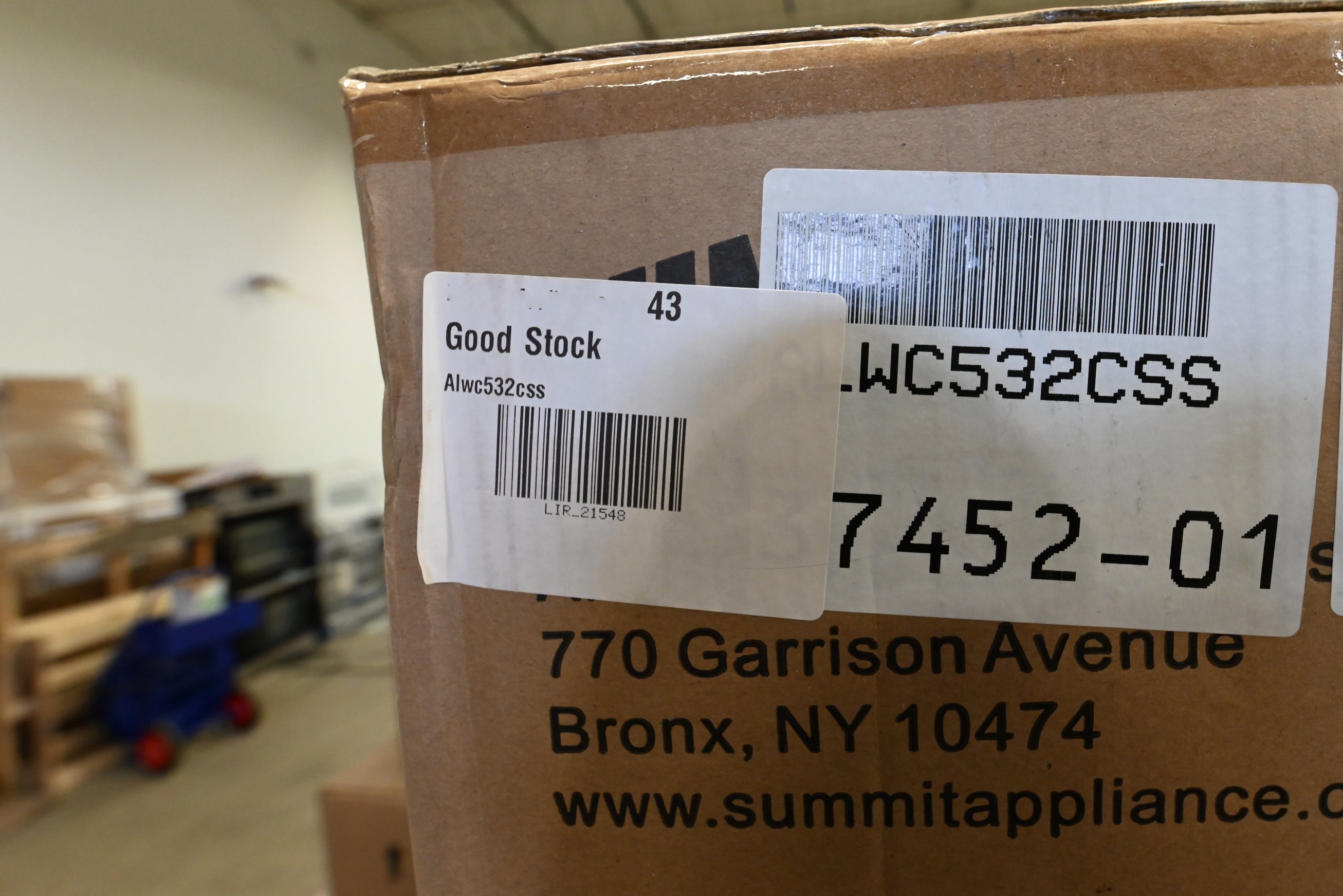 Summit ALWC532CSS 24" Stainless Steel Undercounter Wine Cooler