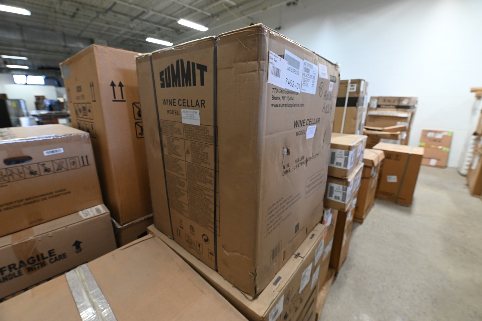 Summit ALWC532CSS 24" Stainless Steel Undercounter Wine Cooler