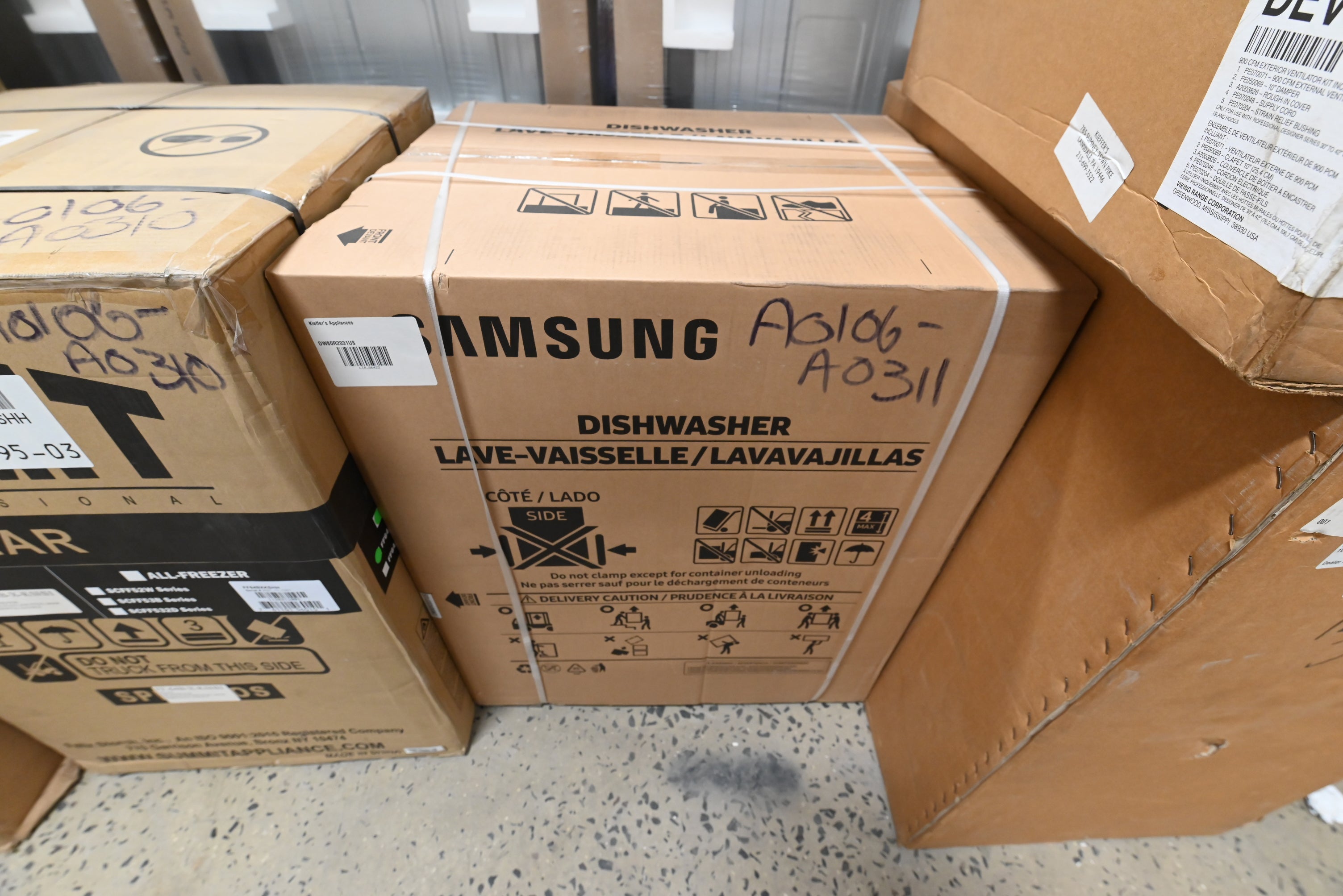 Samsung DW80R2031US 24" Stainless Steel Dishwasher